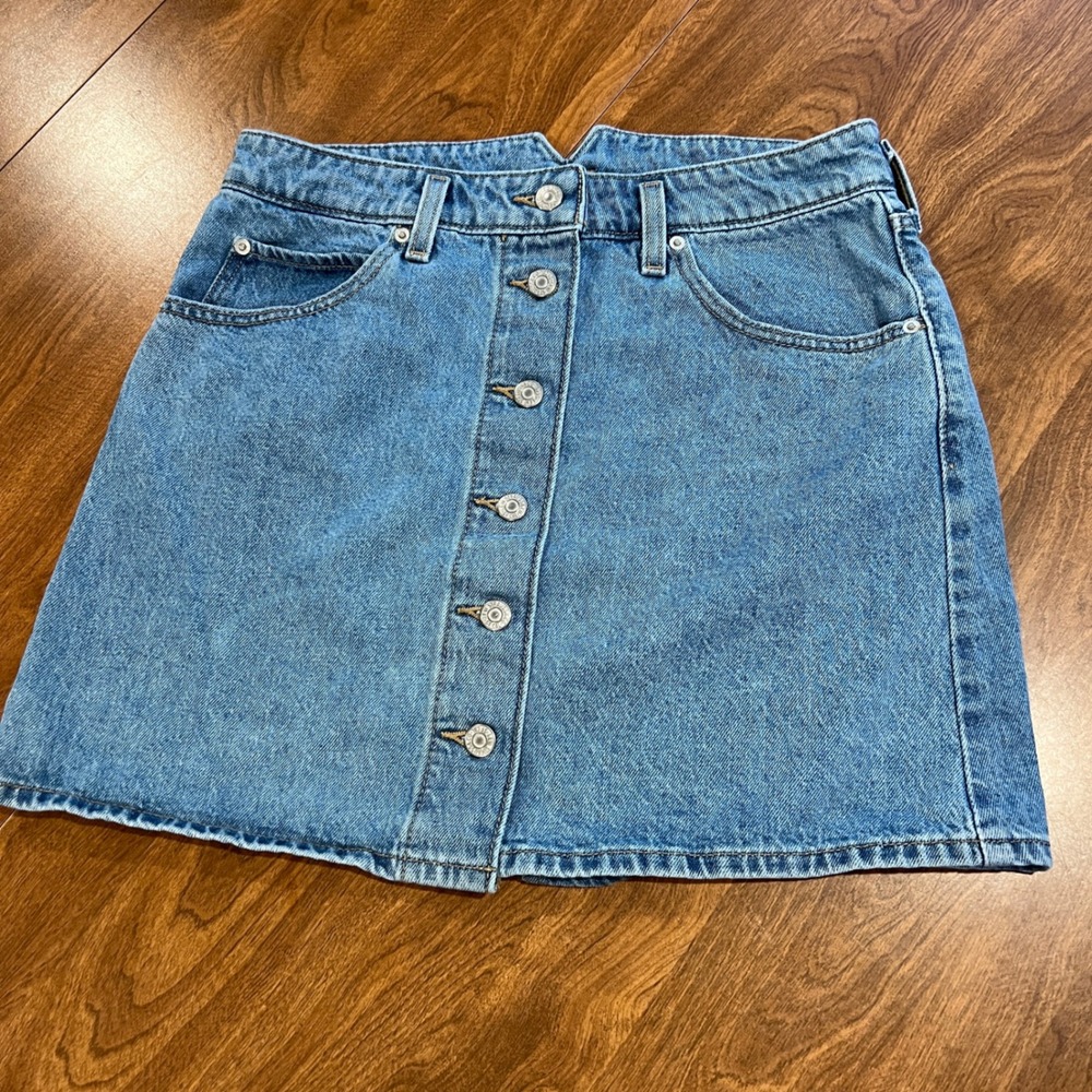 Levis Vintage Womens Medium Wash Button Front Denim Mini Skirt High Waist Sz 30